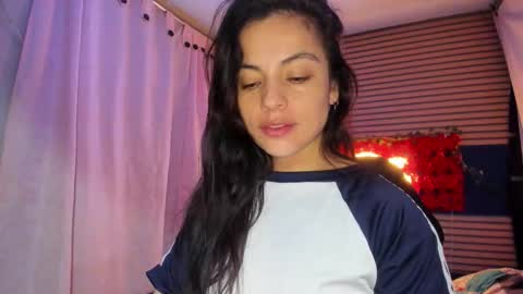 Snapshot of rosse_25 chatting on 02-08-26, 09:13 Would you like to help me with supplementation and sports suits so I can compete in powerlifting online show from 02-08-26, 09:13