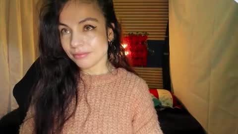 Snapshot of rosse_25 chatting on 02-20-26, 03:12 Would you like to help me with supplementation and sports suits so I can compete in powerlifting online show from 02-20-26, 03:12