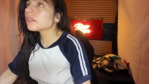 Snapshot of rosse_25 chatting on 02-24-26, 01:31 Would you like to help me with supplementation and sports suits so I can compete in powerlifting online show from 02-24-26, 01:31