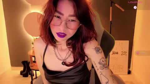 Snapshot of rosse_98_ chatting on 02-23-26, 12:24 Miss Rosse online show from 02-23-26, 12:24
