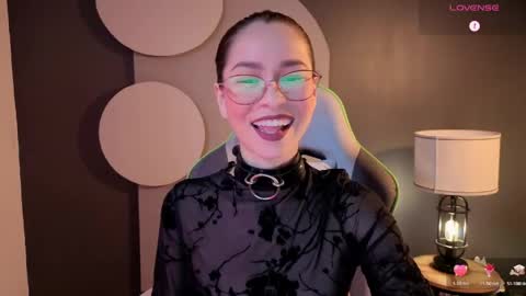 Snapshot of rosse_98_ chatting on 06-08-26, 02:50 Miss Rosse online show from 06-08-26, 02:50