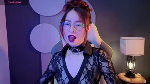 Snapshot of rosse_98_ chatting on 06-09-26, 03:34 Miss Rosse online show from 06-09-26, 03:34