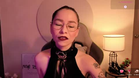 Snapshot of rosse_98_ chatting on 06-14-26, 03:03 Miss Rosse online show from 06-14-26, 03:03