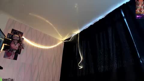 Snapshot of rosse_merry chatting on 01-18-26, 09:18 Rosse Maria online show from 01-18-26, 09:18