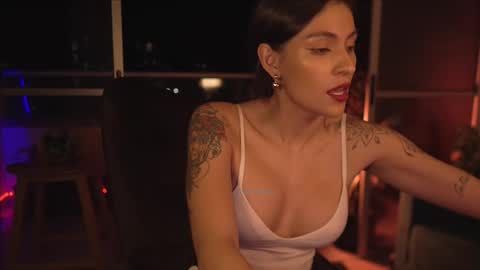 Snapshot of rosseyquiin chatting on 09-22-25, 12:56 Rossey online show from 09-22-25, 12:56