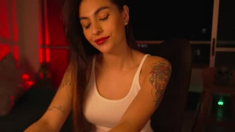 Snapshot of rosseyquiin chatting on 09-26-25, 04:27 Rossey online show from 09-26-25, 04:27