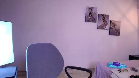 Ross online show from 04-25-26, 04:04