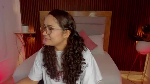 Snapshot of rossie_lanie_ chatting on 06-03-26, 08:14 rossie_lanie_ online show from 06-03-26, 08:14