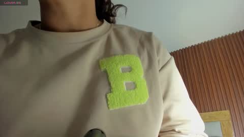 Snapshot of rossie_lanie_ chatting on 06-11-26, 12:32 rossie_lanie_ online show from 06-11-26, 12:32