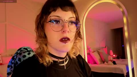 rossiie_hunt_ online show from 06-09-26, 12:28