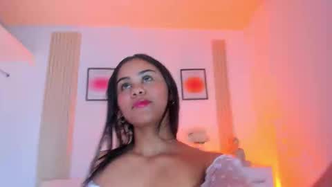 rossy_x online show from 11-11-25, 07:58