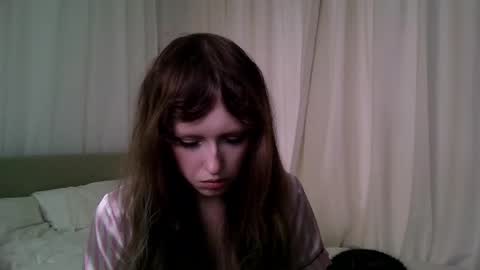 Snapshot of rosy_petal chatting on 03-29-26, 01:33 rosy_petal online show from 03-29-26, 01:33