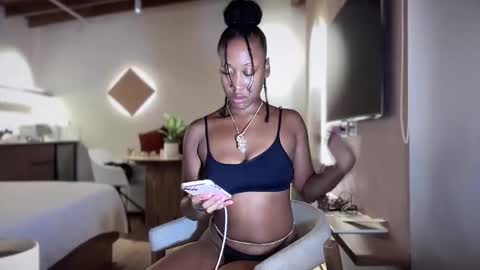 Snapshot of rosycoco chatting on 02-23-25, 05:18 Rosy Coco online show from 02-23-25, 05:18