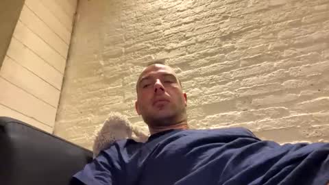 Snapshot of rotteei1 chatting on 11-28-25, 05:32 rotteei1 online show from 11-28-25, 05:32