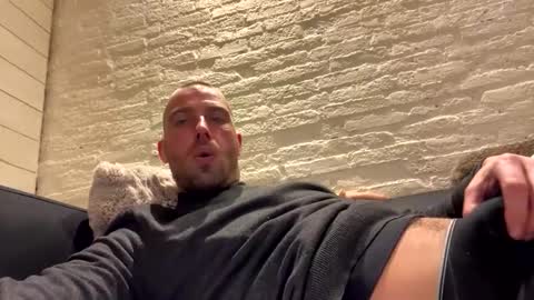 Snapshot of rotteei1 chatting on 12-02-25, 07:09 rotteei1 online show from 12-02-25, 07:09