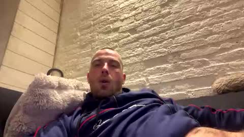 Snapshot of rotteei1 chatting on 01-11-26, 01:38 rotteei1 online show from 01-11-26, 01:38