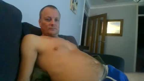 Snapshot of rotunda1874 chatting on 09-27-25, 09:20 rotunda1874 online show from 09-27-25, 09:20