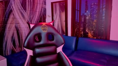 rouse darkk online show from 09-18-25, 05:09