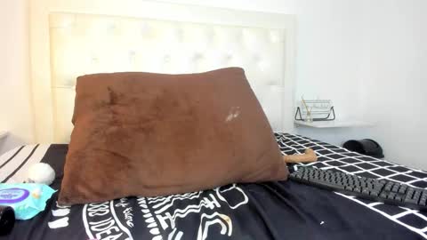 rouse_sexy_hotxx77 online show from 11-02-25, 04:31