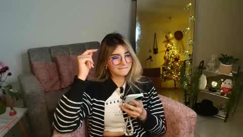 Rousee online show from 01-14-26, 12:38