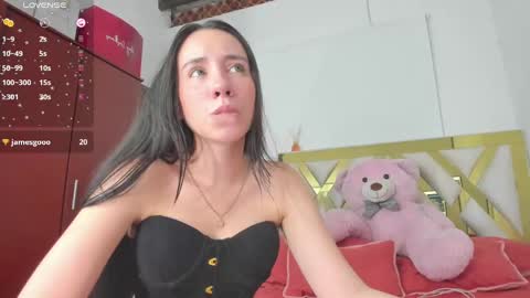 Snapshot of rousee_yarelds chatting on 01-10-25, 02:46 rousee_yarelds online show from 01-10-25, 02:46