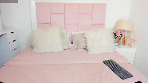 Valeria online show from 01-19-25, 08:18