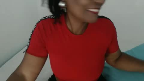 Snapshot of roushlove chatting on 02-23-26, 01:30 luxa online show from 02-23-26, 01:30