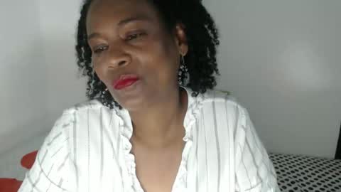 Snapshot of roushlove chatting on 02-27-26, 12:49 luxa online show from 02-27-26, 12:49