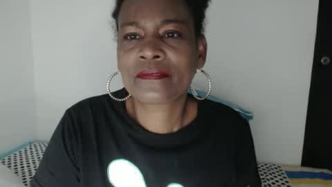 Snapshot of roushlove chatting on 03-05-26, 08:16 luxa online show from 03-05-26, 08:16