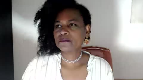 luxa online show from 07-17-26, 01:18
