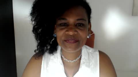 luxa online show from 07-18-26, 01:26