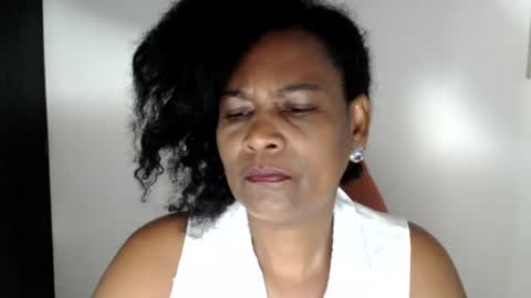 luxa online show from 07-20-26, 01:13