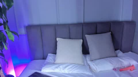 Snapshot of rousse_49 chatting on 02-20-26, 11:11 Rousse online show from 02-20-26, 11:11