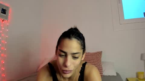 Snapshot of roustar1 chatting on 09-26-25, 04:11 Roustar online show from 09-26-25, 04:11