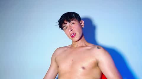 rowanboy23 online show from 02-02-26, 01:59