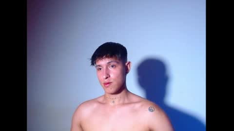 rowanboy23 online show from 06-24-26, 09:58