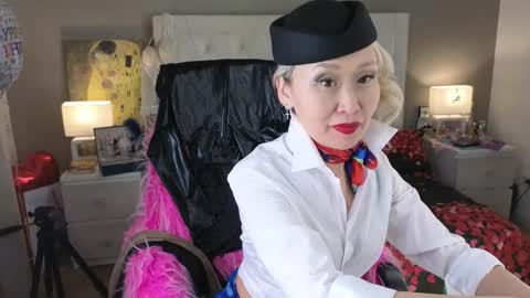 Roxalana online show from 04-17-26, 09:40