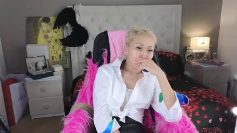 Roxalana online show from 05-12-26, 08:22