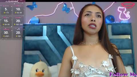 Snapshot of roxan_fox_ chatting on 03-07-26, 04:09 Roxane online show from 03-07-26, 04:09