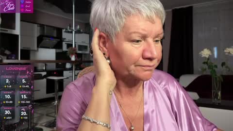 Roxana online show from 01-28-25, 02:53