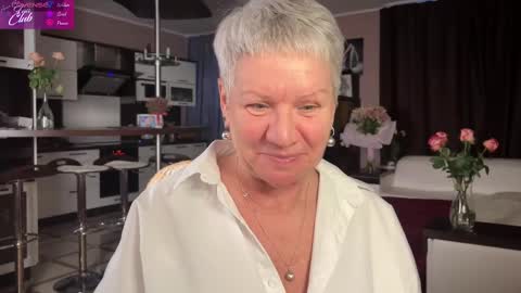 Roxana online show from 02-21-25, 03:10