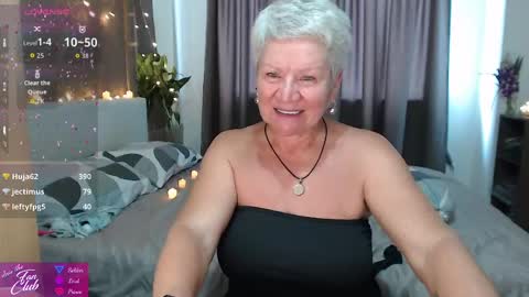 Roxana online show from 04-23-26, 02:13