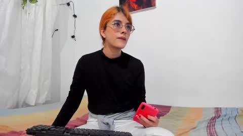 roxy online show from 09-22-25, 04:20