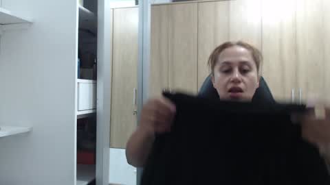 Roxana online show from 01-15-25, 01:12