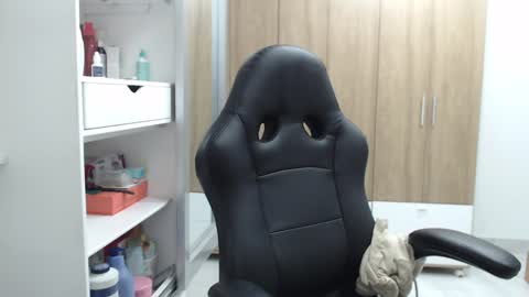 Roxana online show from 01-19-25, 11:32