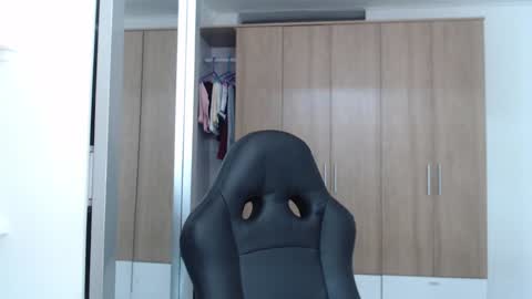 Roxana online show from 01-21-25, 06:23