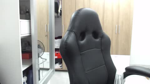 Roxana online show from 01-22-25, 01:10