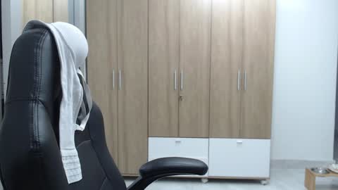 Roxana online show from 01-31-25, 01:01