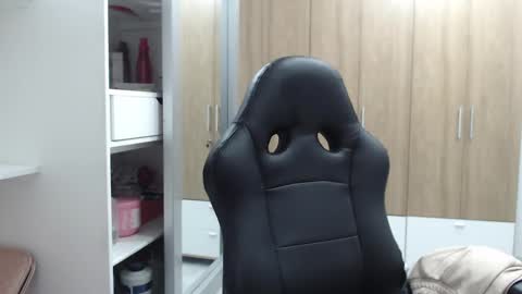 Roxana online show from 02-14-25, 12:19