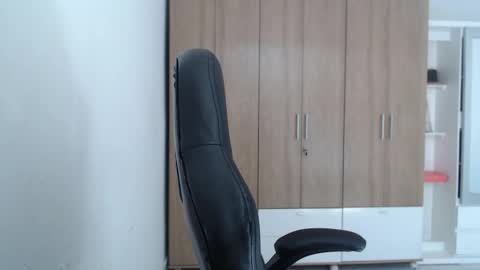 Snapshot of roxanalove7 chatting on 02-27-26, 07:03 Roxana online show from 02-27-26, 07:03